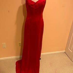 Prom dress Red silk gown by laundry